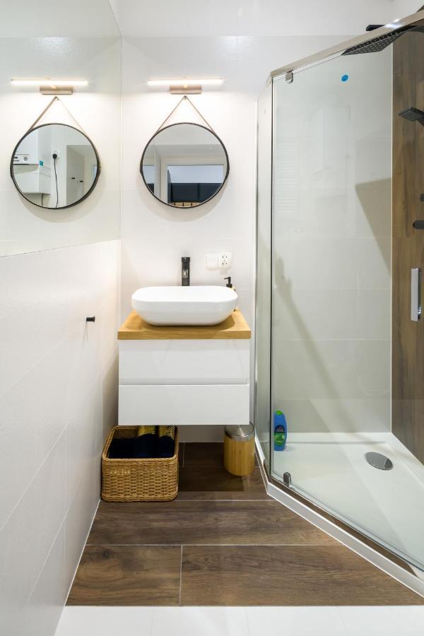Powisle 4 By Homeprime Cracovia Exterior foto